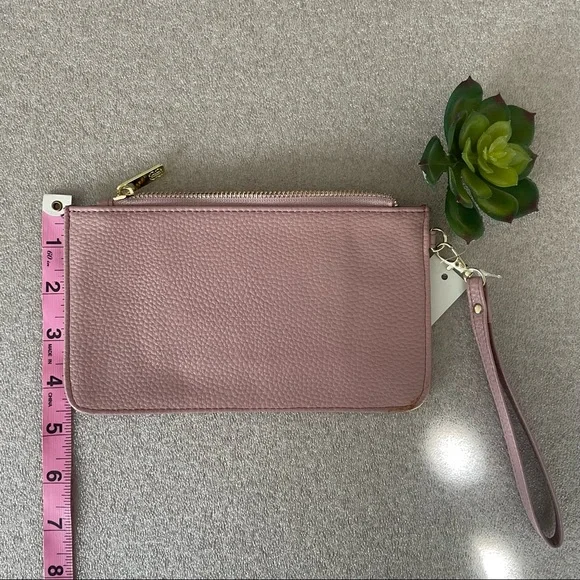 Bandolino RFID Single Compartment Wallet - Picture 6 of 6